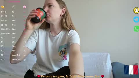 Sophie online show from 04.27.26