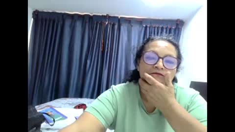 Snapshot of _cristal15 chatting on 11.13.25 _cristal15 online show from 11.13.25