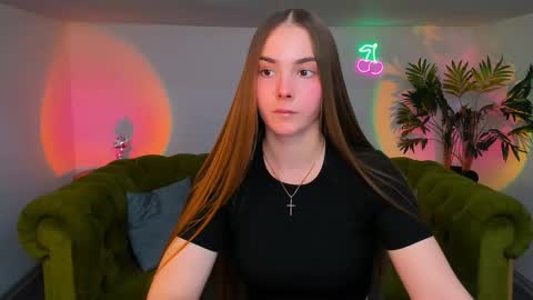 Snapshot of _cuddle_bug_ chatting on 10.23.25 Erika online show from 10.23.25