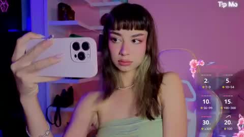 Snapshot of _cute_isabella_ chatting on 07.04.26 _cute_isabella_ online show from 07.04.26