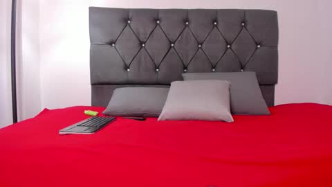 Snapshot of _daarcy chatting on 01.10.26 Darcy online show from 01.10.26