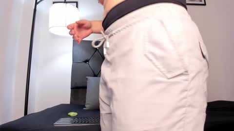 Snapshot of _daarcy chatting on 01.14.26 Darcy online show from 01.14.26