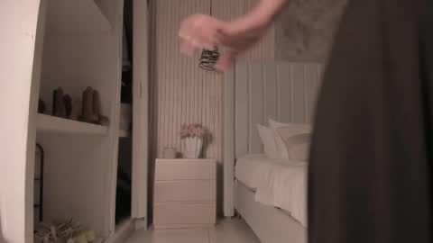 Snapshot of _dakota_a chatting on 10.23.25 Dakota online show from 10.23.25