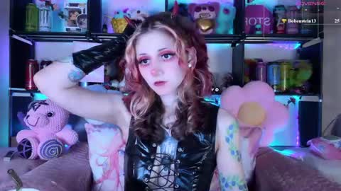 Snapshot of _devilbaby chatting on 06.27.26 Kate online show from 06.27.26