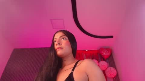 Snapshot of _diionne chatting on 02.15.26 Dione online show from 02.15.26