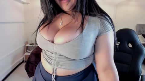 Snapshot of _dulcinea_1 chatting on 05.11.26 Dulcinea online show from 05.11.26