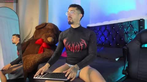 Duriel online show from 05.12.26