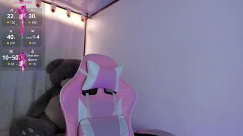 Snapshot of _elektrah chatting on 11.23.25 _elektrah online show from 11.23.25