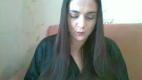 Snapshot of _eloizi_dev chatting on 02.23.25 Eloiz online show from 02.23.25