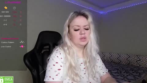 chloue and Gretta online show from 01.15.25