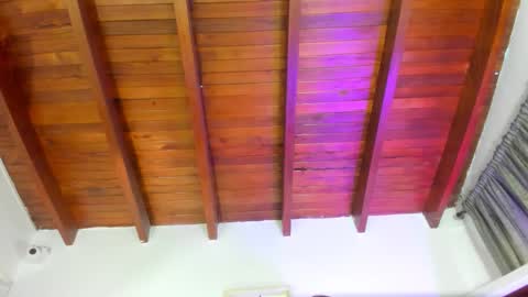 Isabella online show from 12.03.25