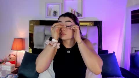 Isabella online show from 03.02.26