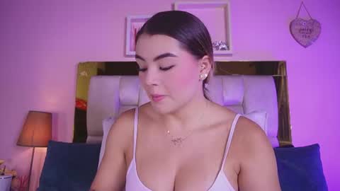 Isabella online show from 06.22.26