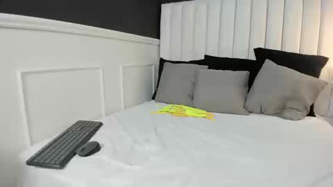 Emma online show from 09.18.25