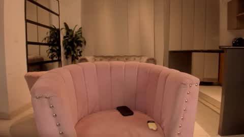 Eva online show from 12.18.25