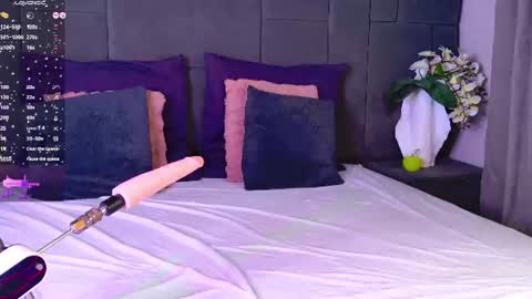 Snapshot of _evalane chatting on 07.29.26 Eva Lane online show from 07.29.26