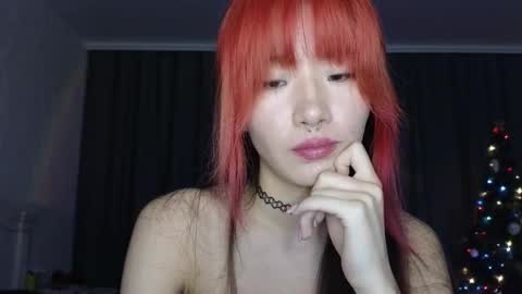 Snapshot of _eve____ chatting on 12.05.24 EveEva online show from 12.05.24