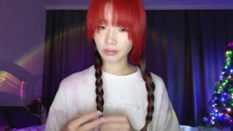 Snapshot of _eve____ chatting on 12.13.24 EveEva online show from 12.13.24