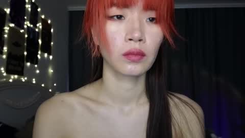 Snapshot of _eve____ chatting on 02.16.25 EveEva online show from 02.16.25