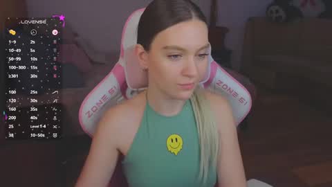 Evie online show from 01.30.25