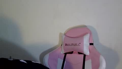 Snapshot of _everydaycum chatting on 09.12.25 morg online show from 09.12.25