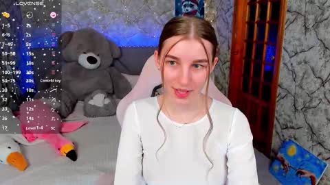 Snapshot of _flowersweet_ chatting on 03.08.26 Kate online show from 03.08.26