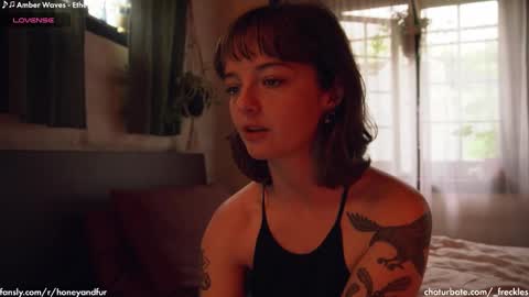 Snapshot of _freckles chatting on 01.31.25 Jacqui Queen goddess motorcycle mozzarella Jaq next livestream see bio online show from 01.31.25