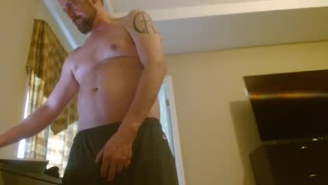 Snapshot of _freekjo chatting on 12.21.24 _freekjo online show from 12.21.24