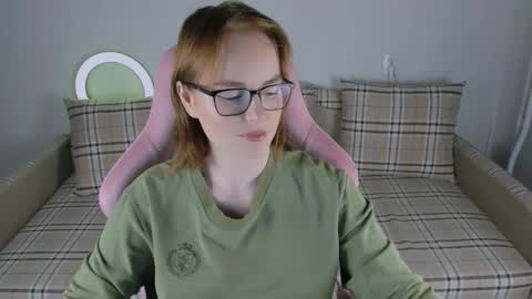 Snapshot of _gingermean_ chatting on 11.11.25 GingerMean online show from 11.11.25