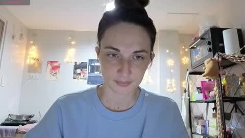 Snapshot of _goddessaurora chatting on 11.25.25 Goddess Aurora online show from 11.25.25