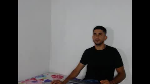 Snapshot of _grasshopper chatting on 02.19.26 _grasshopper online show from 02.19.26