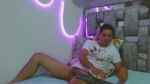 Snapshot of _grasshopper chatting on 04.02.26 _grasshopper online show from 04.02.26