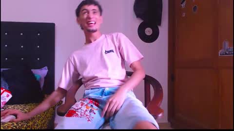 GsusssFeets online show from 11.08.25