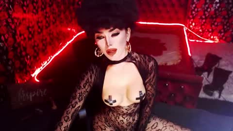 Snapshot of _hailyourqueenx chatting on 01.13.25 GoDDess  Chloe online show from 01.13.25