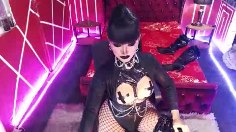 Snapshot of _hailyourqueenx chatting on 10.09.25 GoDDess  Chloe online show from 10.09.25