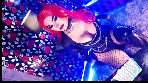 Snapshot of _hailyourqueenx chatting on 02.21.26 GoDDess Chloe online show from 02.21.26