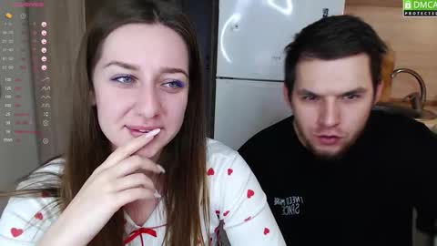 Snapshot of _halllseyyy_ chatting on 12.04.25 Hi everybody my name is Halsey online show from 12.04.25