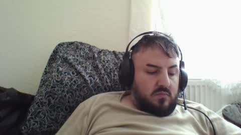  hasanhz.  online show from 09.21.25