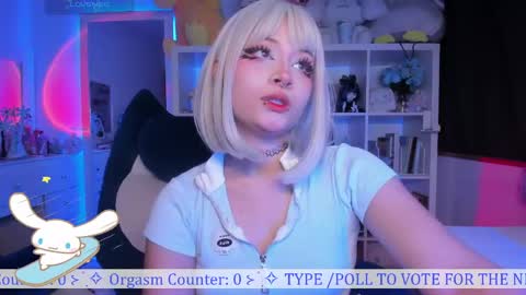 Snapshot of _heavenly_blue_ chatting on 05.25.26 Bluey online show from 05.25.26
