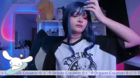 Snapshot of _heavenly_blue_ chatting on 06.15.26 Bluey online show from 06.15.26