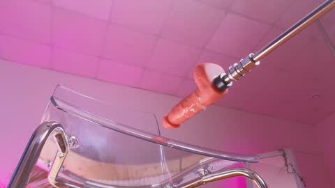 Snapshot of _ho11y_ chatting on 12.11.24 Holly online show from 12.11.24