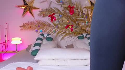 Snapshot of _ho11y_ chatting on 01.13.25 Holly online show from 01.13.25