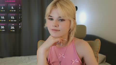 Snapshot of _honnyland chatting on 06.17.26 Alisha online show from 06.17.26