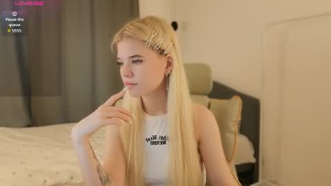 Snapshot of _honnyland chatting on 07.17.26 Alisha online show from 07.17.26