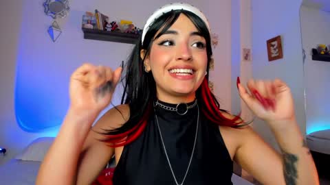 Jenn  online show from 01.07.25