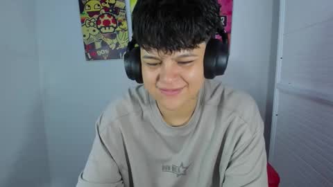 Snapshot of _ian_sweet chatting on 01.06.26 ian online show from 01.06.26