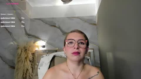 Snapshot of _isaabellaa chatting on 07.06.26 Isa online show from 07.06.26