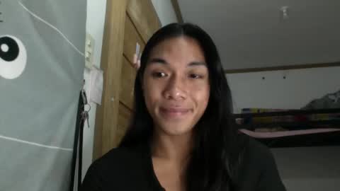 Snapshot of _iwantyourx chatting on 09.11.25 KIA online show from 09.11.25