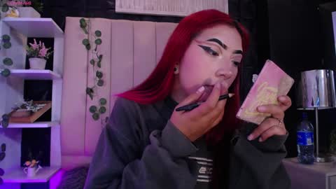 Mia online show from 02.05.25