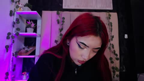 Mia online show from 02.06.25